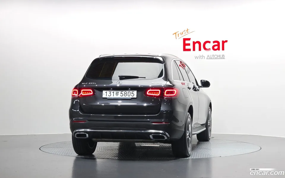 Mercedes-Benz GLC-Class GLC300e 4MATIC 2022 — миниатюра 4