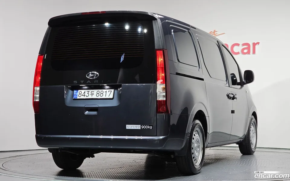 Hyundai Staria 3 2023 — миниатюра 2