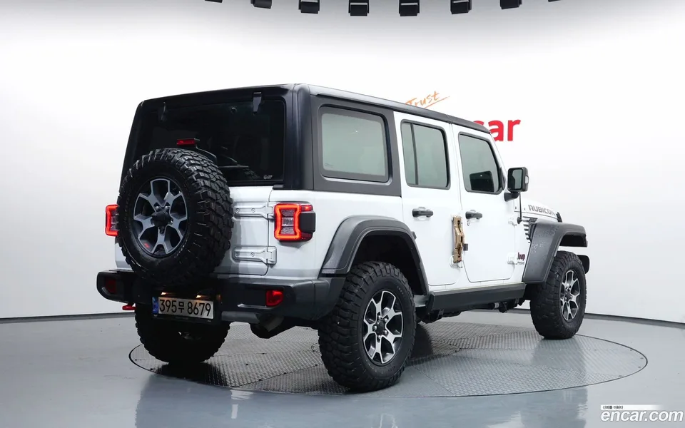 Jeep Wrangler 2.0 4 2022 — миниатюра 2