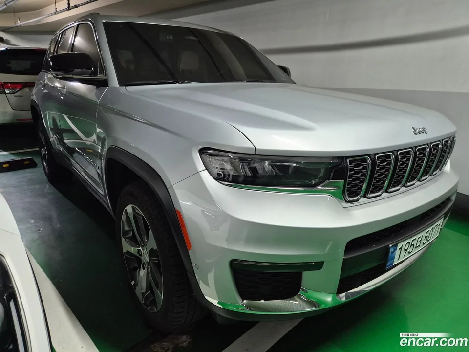 Jeep Grand Cherokee 3.6 2023 — миниатюра 3