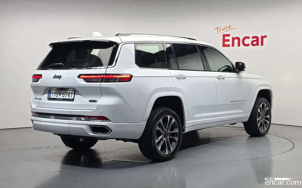 Jeep Grand Cherokee L 3.6 2022 — миниатюра 2