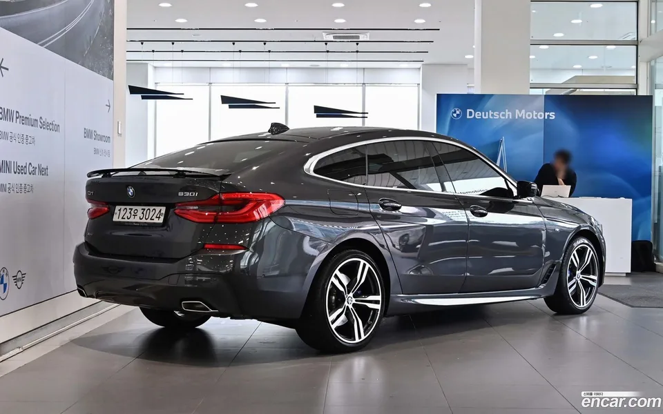 BMW 6 Series GT 630i xDrive M 2024 — миниатюра 2