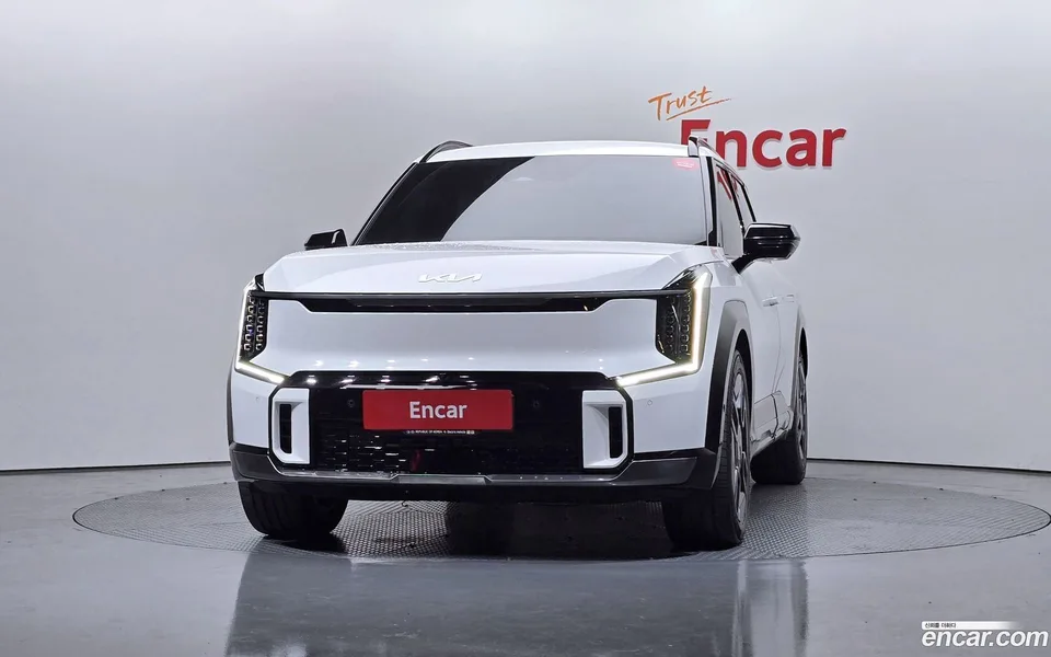 Kia EV9 4WD 2023 — миниатюра 3