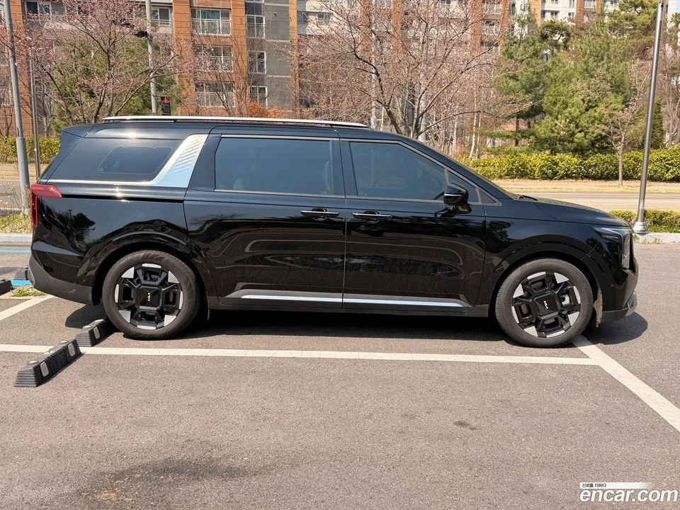 Kia Carnival 9 2023 — миниатюра 5