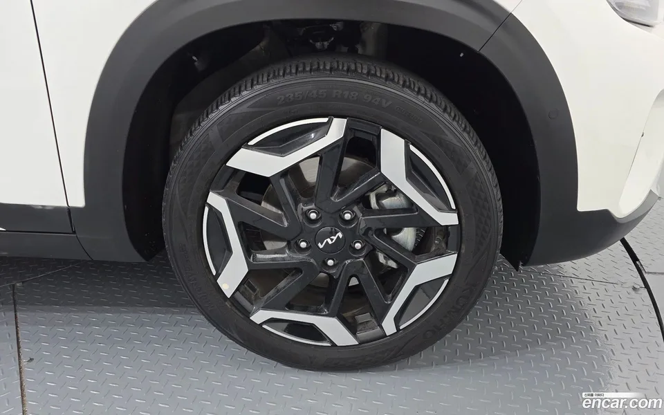 Kia Seltos 1.6 2WD 2023 — миниатюра 5