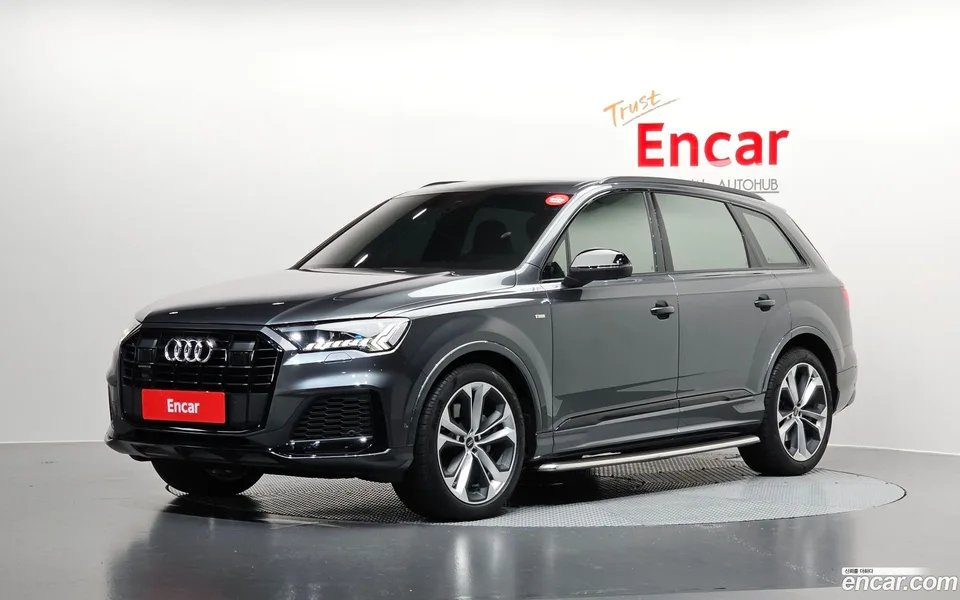 Audi Q7 (4M) 55 TFSI 2022 — фото 1, купить с доставкой в Москву