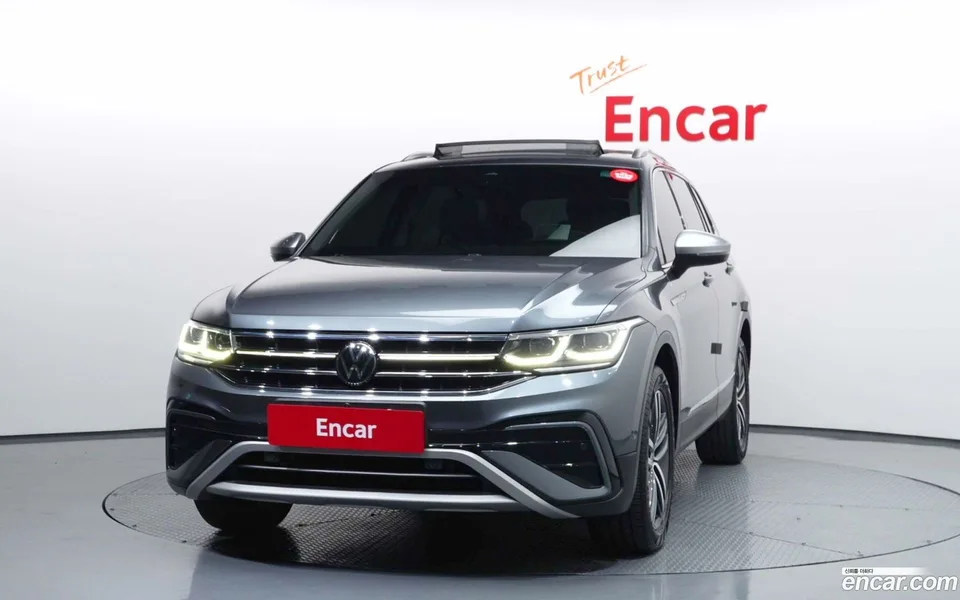 Volkswagen Tiguan Allspace 2.0 TSI 2022 — миниатюра 3