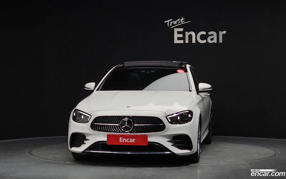 Mercedes-Benz E-Class E350 4MATIC AMG Line 2022 — миниатюра 2