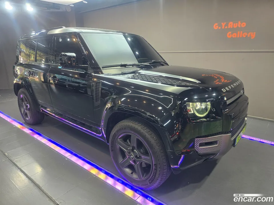 Land Rover Defender 110 P300 X- SE 2025 — миниатюра 2