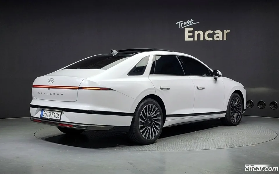 Hyundai Grandeur Hybrid 2025 — миниатюра 2