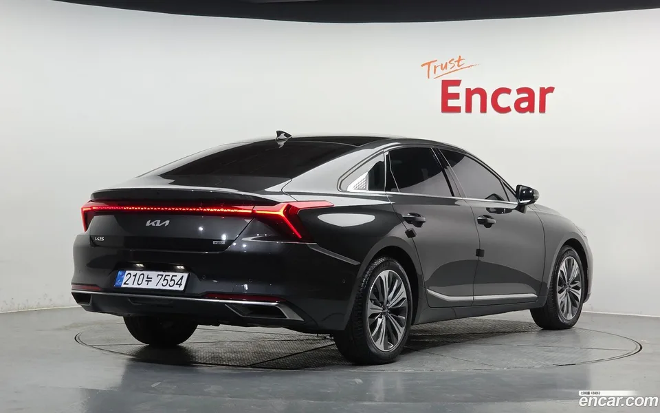 Kia K8 Hybrid 2022 — миниатюра 2