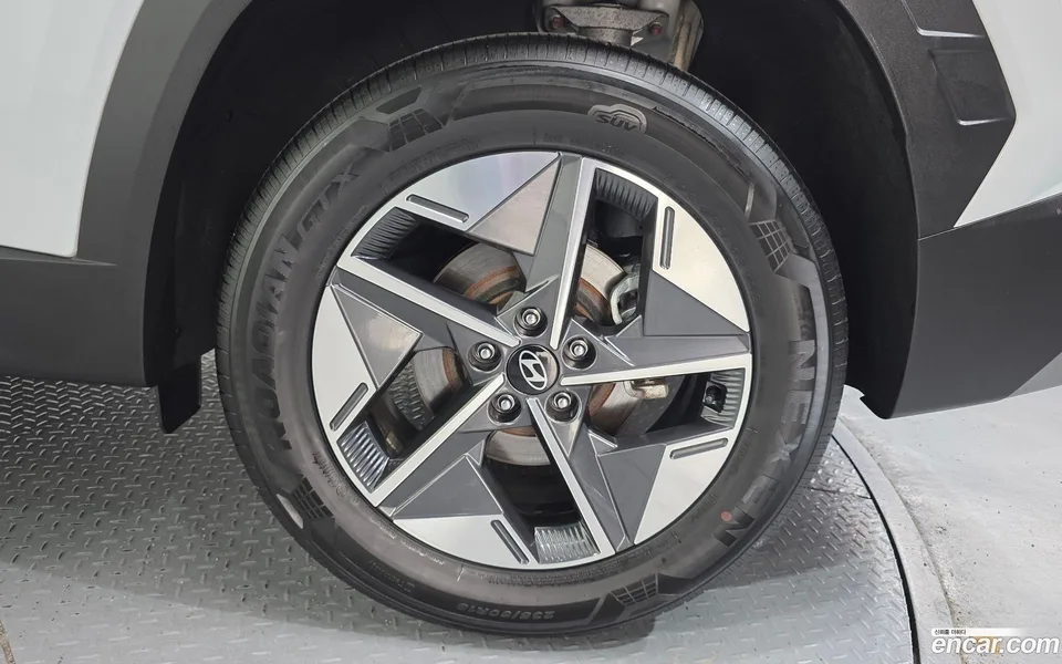 Hyundai Tucson NX4 1.6 2WD 2025 — миниатюра 5