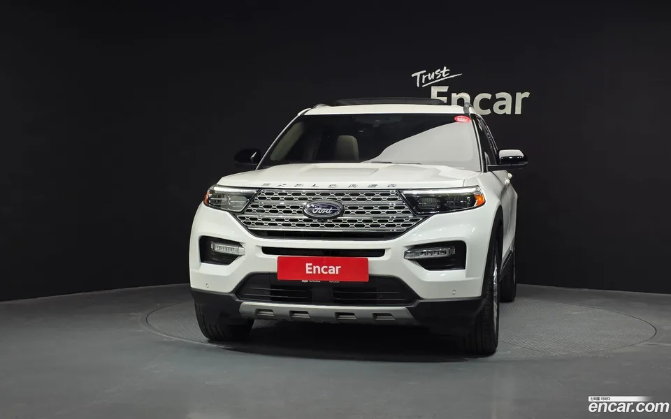 Ford Explorer 2.3 4WD 2023 — миниатюра 3