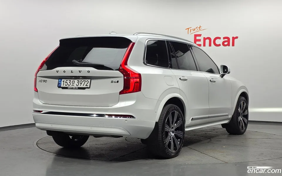 Volvo XC90 B6 2022 — миниатюра 2