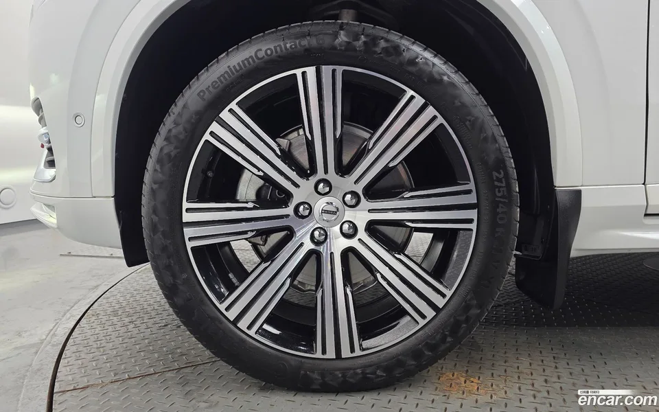 Volvo XC90 B6 2022 — миниатюра 5