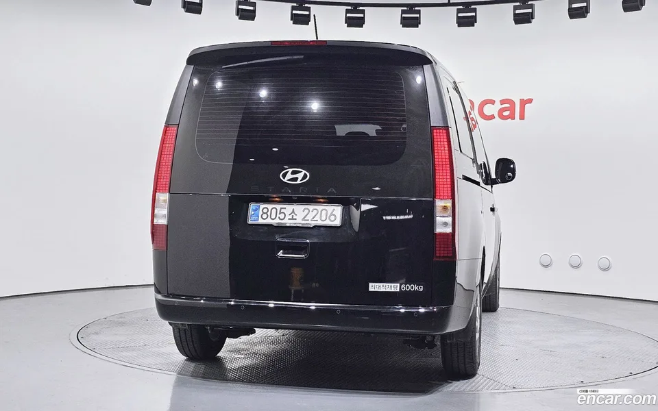 Hyundai Staria 5 2025 — миниатюра 4