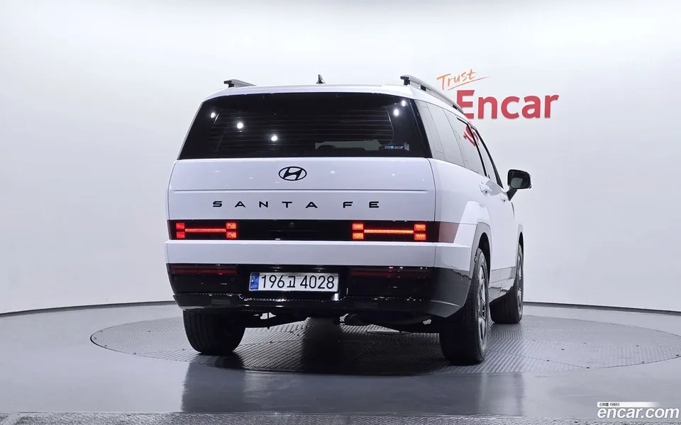 Hyundai SantaFe HEV 1.6 2WD 2023 — миниатюра 4