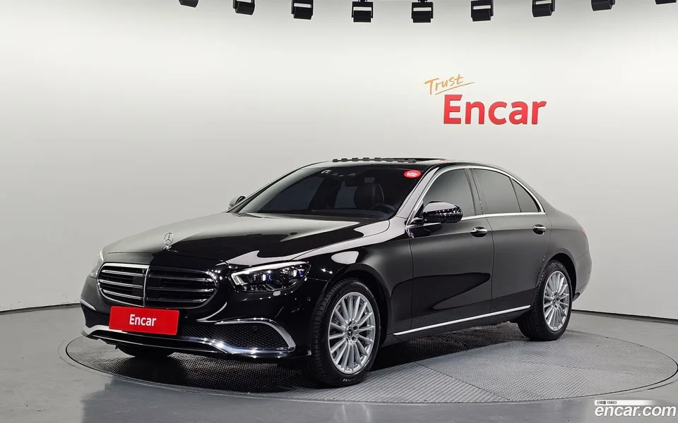 Mercedes-Benz E-Class E250 2022 — фото 1, купить с доставкой в Москву