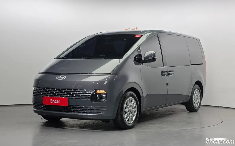 Hyundai Staria L3.5 5 2024 — фото 1, купить с доставкой в Москву