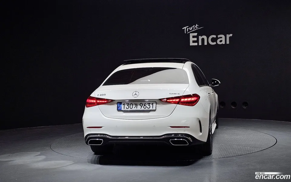 Mercedes-Benz C-Class C300 4MATIC AMG Line 2023 — миниатюра 4