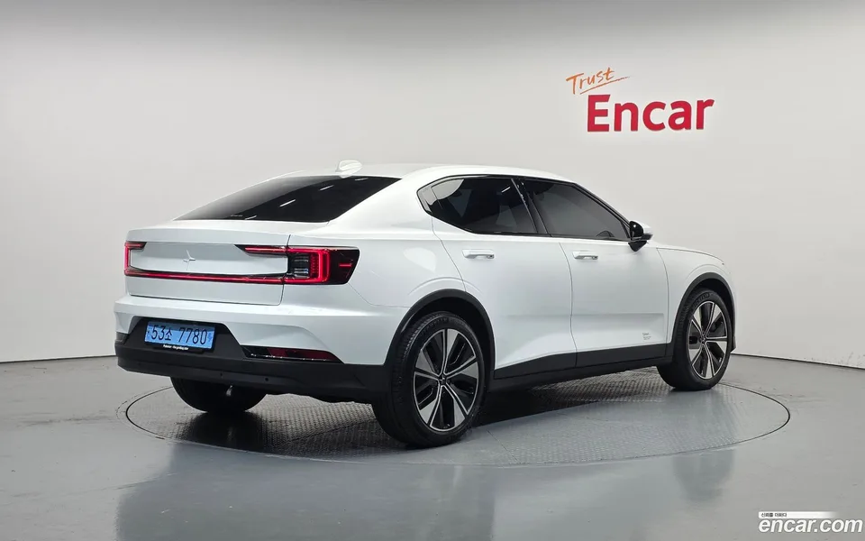 Polestar Polestar 2 2023 — миниатюра 2
