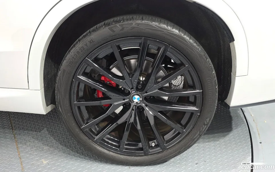 BMW X5 xDrive 40d M 2024 — миниатюра 5