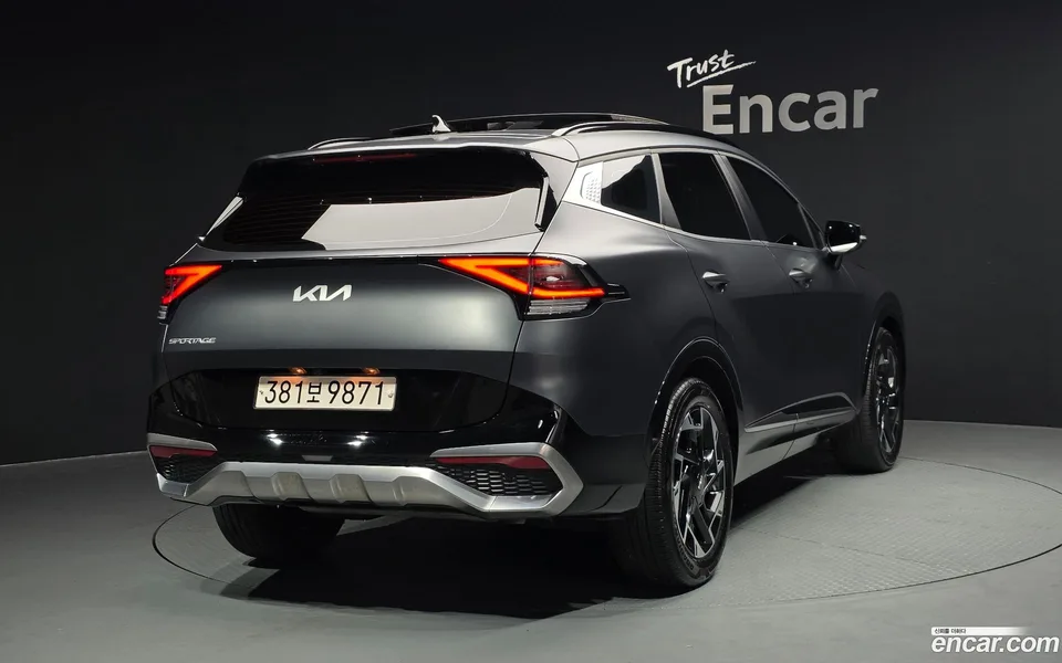 Kia Sportage 1.6 2WD 2022 — миниатюра 2