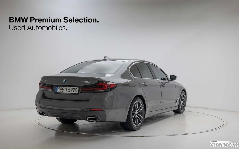 BMW 5 Series 523d xDrive M 2022 — миниатюра 2