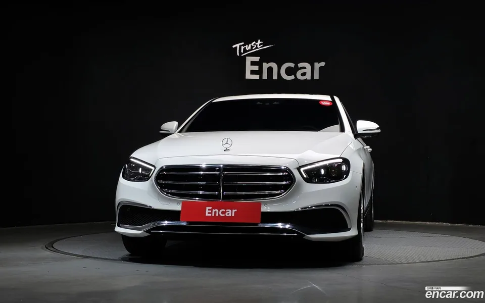 Mercedes-Benz E-Class E250 2022 — миниатюра 3