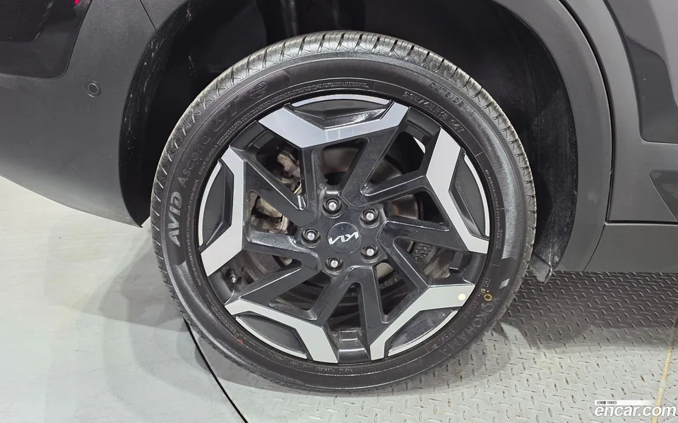 Kia Seltos 1.6 2WD 2024 — миниатюра 5