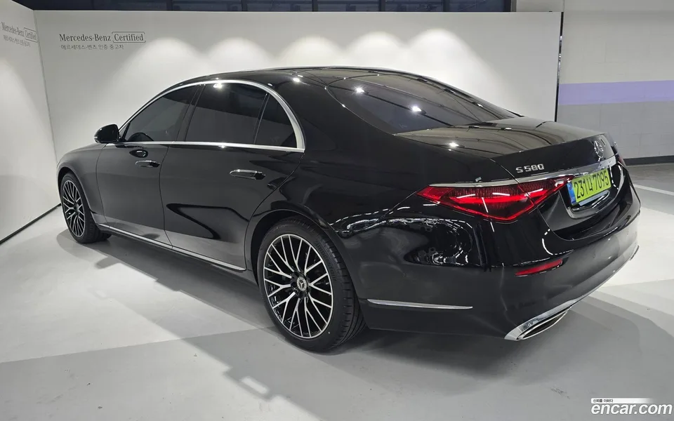 Mercedes-Benz S-Class S580L 4MATIC 2025 — миниатюра 3