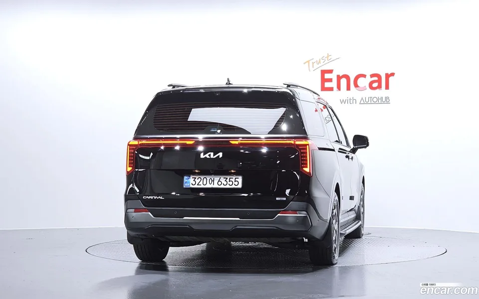 Kia Carnival HEV 7 2024 — миниатюра 4