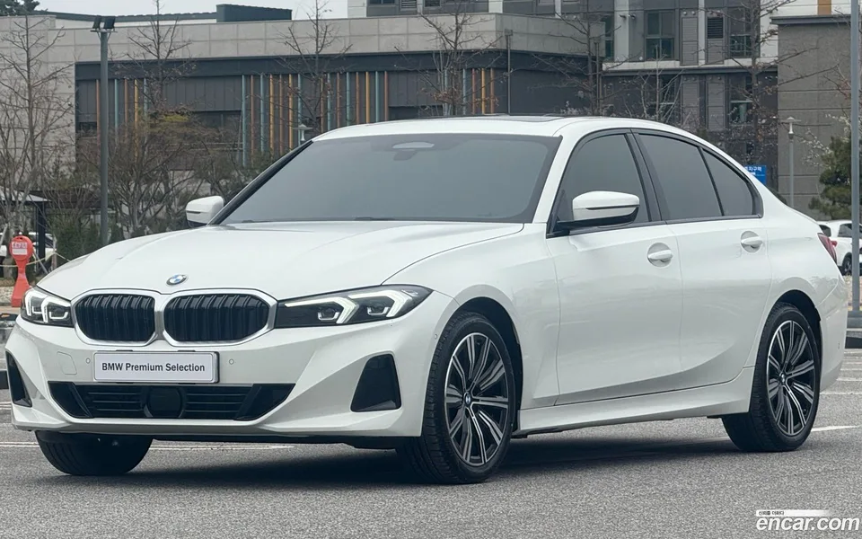 BMW 3 Series 320i 2025 — фото 1, купить с доставкой в Москву