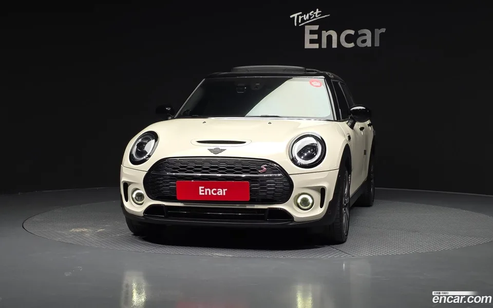 MINI Cooper S Clubman 2022 — миниатюра 3