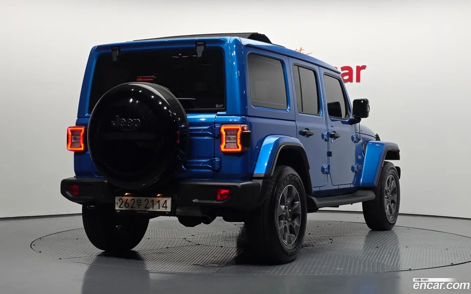 Jeep Wrangler 2.0 4 2022 — миниатюра 2