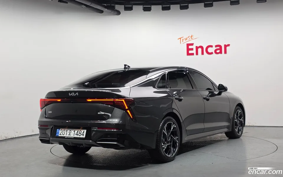 Kia K5 Hybrid 2025 — миниатюра 2