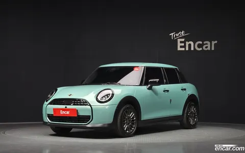 MINI Cooper C 2025 купить в Москве