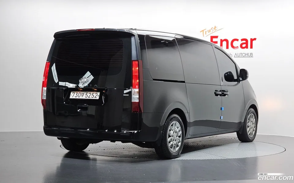 Hyundai Staria 4WD 11 2024 — миниатюра 2