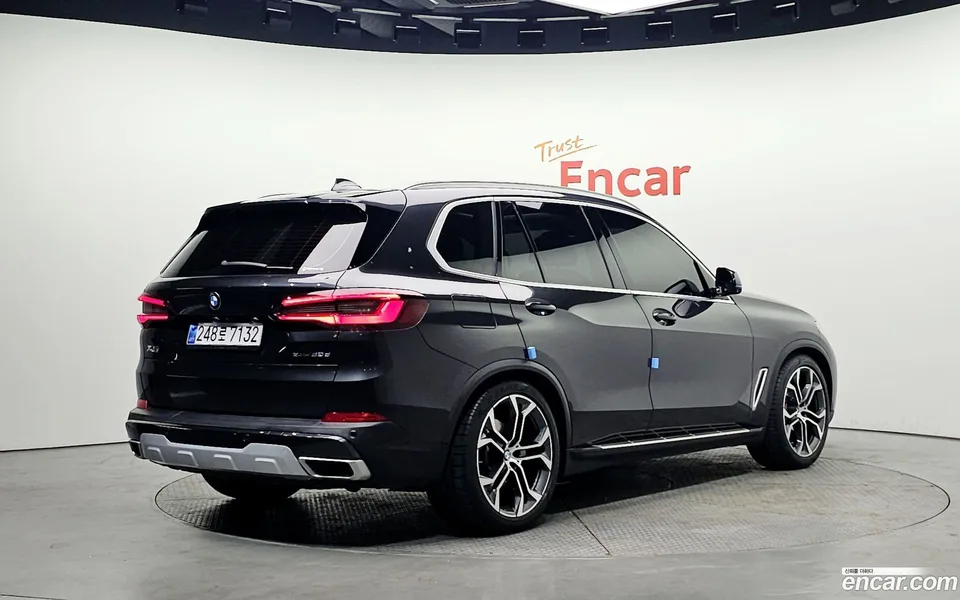 BMW X5 xDrive 30d xLine 2022 — миниатюра 2