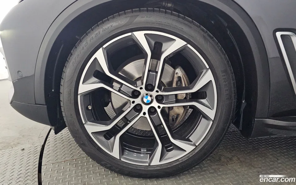 BMW X5 xDrive 30d xLine 2022 — миниатюра 5