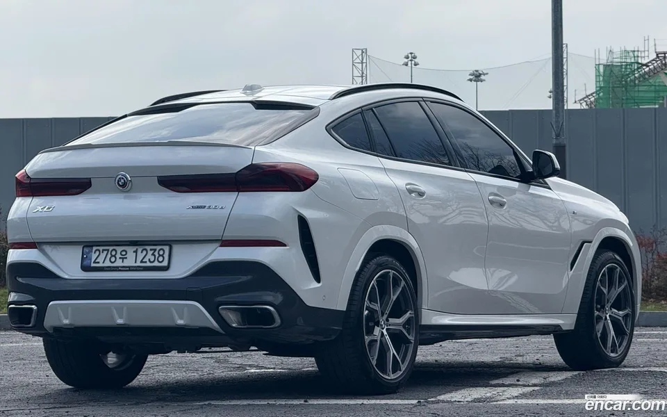 BMW X6 xDrive30d M 2024 — миниатюра 2