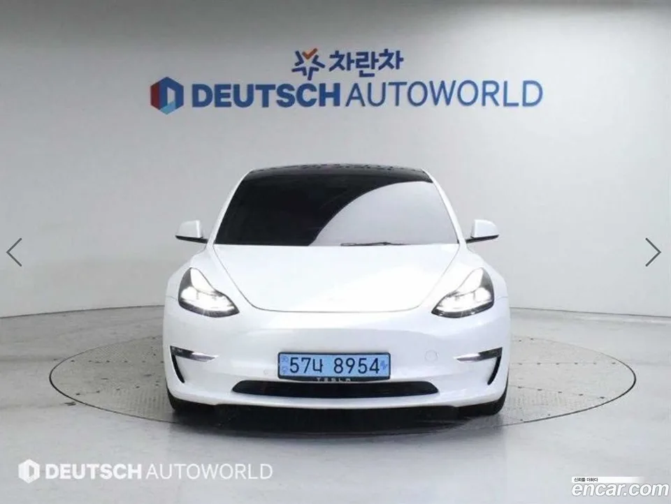 Tesla Model 3 AWD 2022 — миниатюра 3