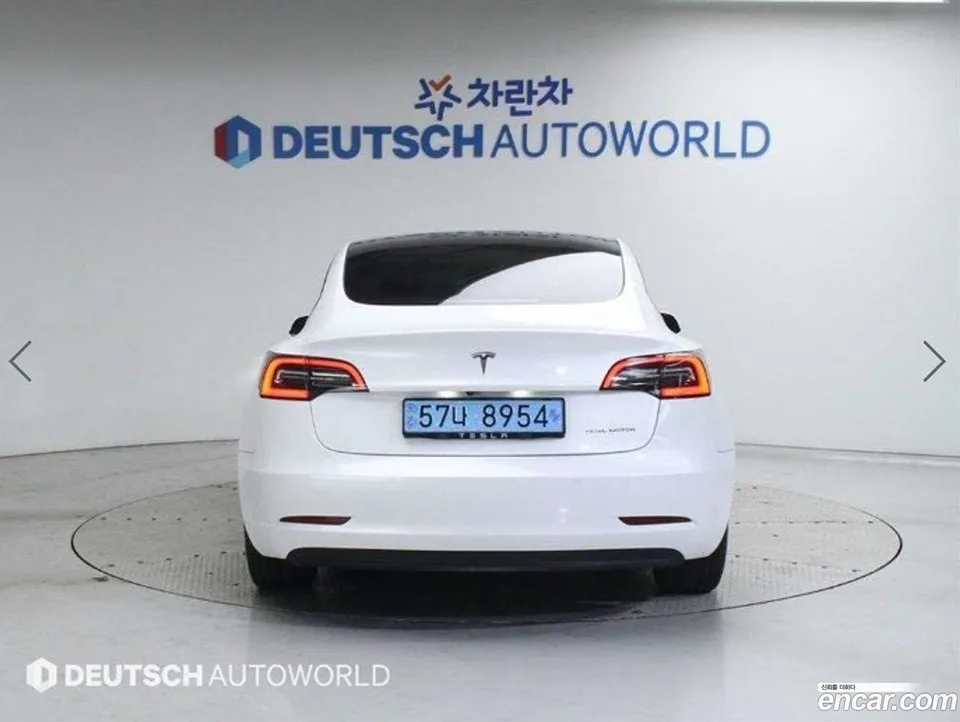Tesla Model 3 AWD 2022 — миниатюра 4