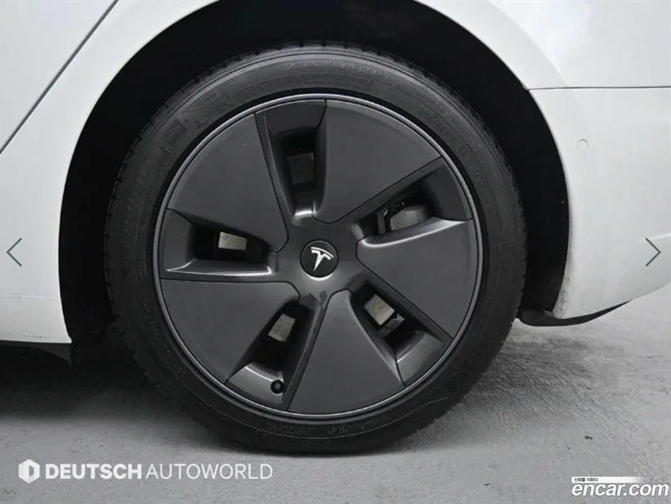 Tesla Model 3 AWD 2022 — миниатюра 5