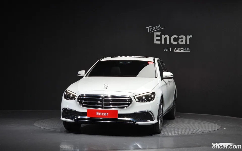 Mercedes-Benz E-Class E350 4MATIC 2022 — миниатюра 3