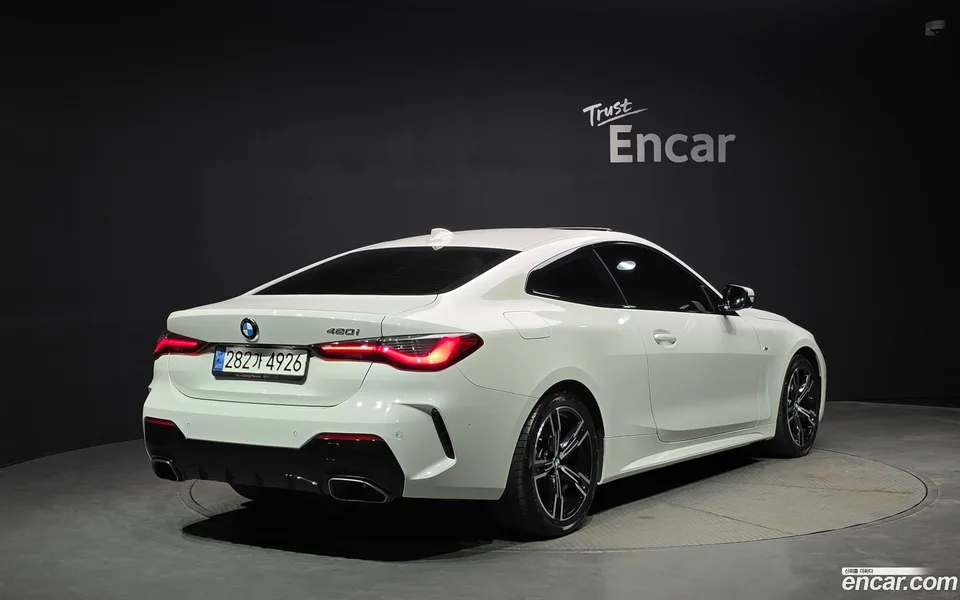 BMW 4 Series 420i M 2022 — миниатюра 2