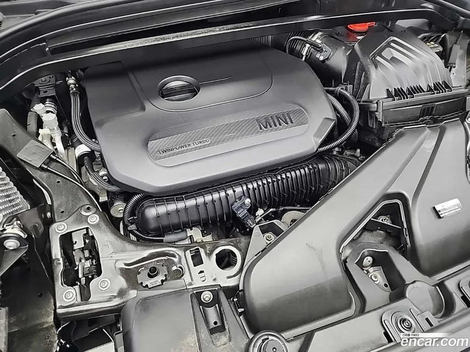 MINI Cooper S Countryman JCW 2023 — миниатюра 5
