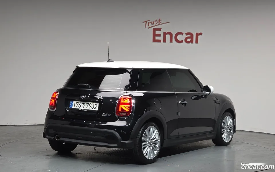 MINI Cooper 2022 — миниатюра 2