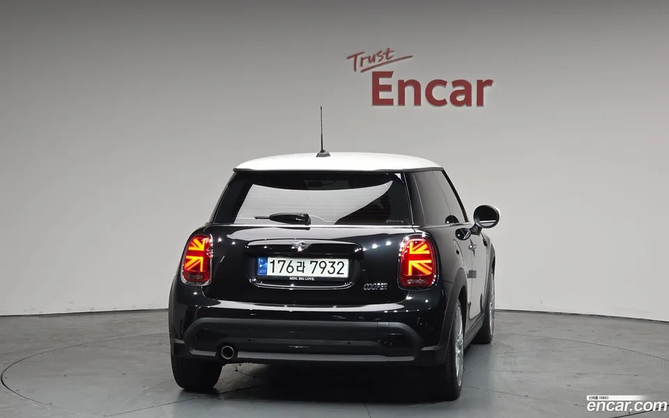 MINI Cooper 2022 — миниатюра 4