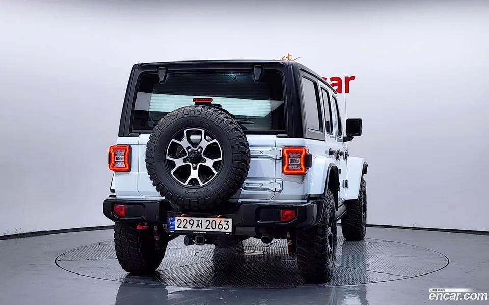Jeep Wrangler 2.0 4 2023 — миниатюра 4